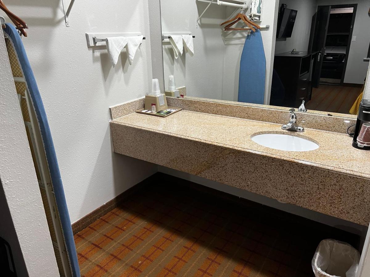 Economy Inn Ashdown Εξωτερικό φωτογραφία